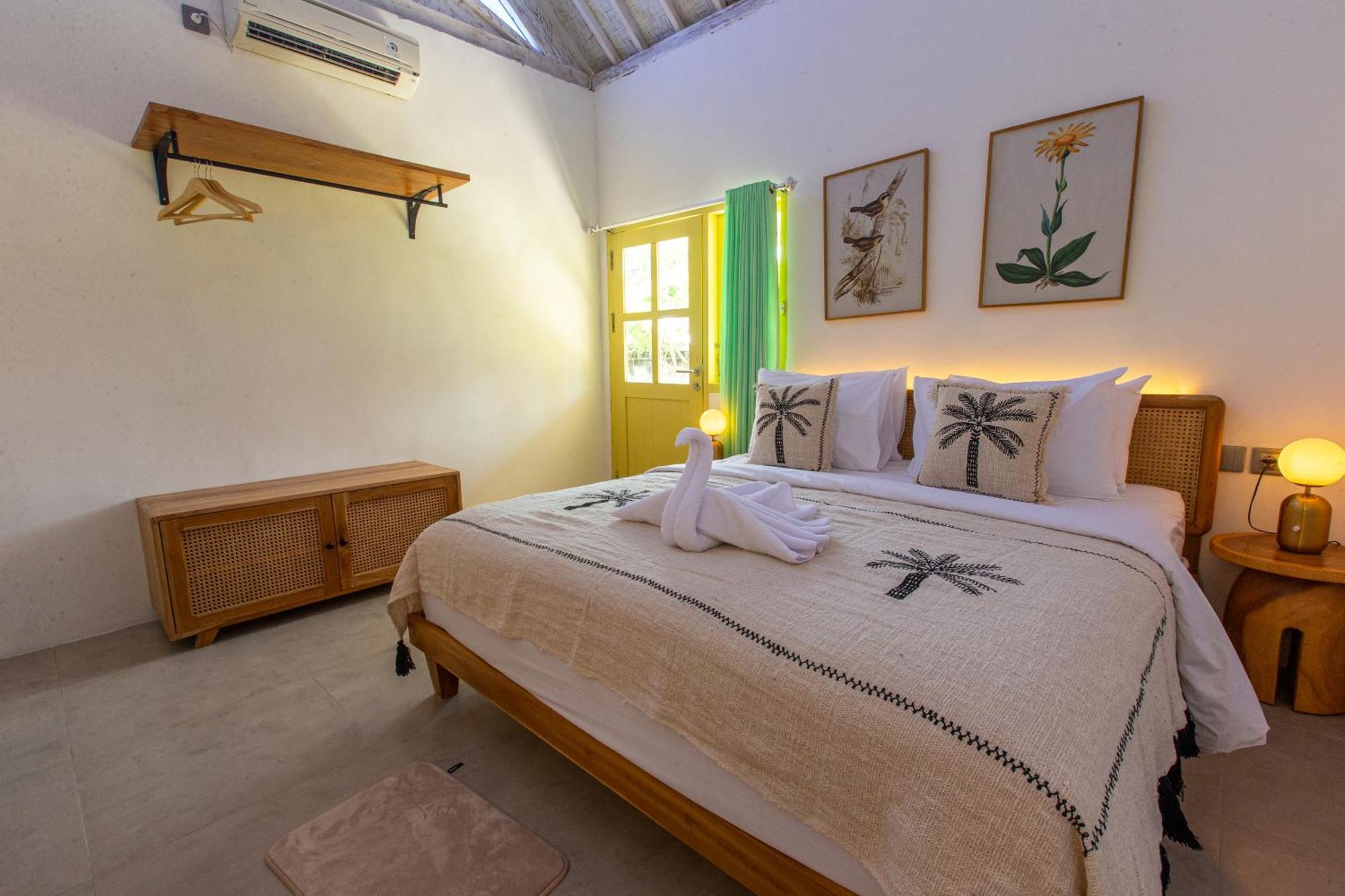 La Roja Bungalows Batununggul المظهر الخارجي الصورة